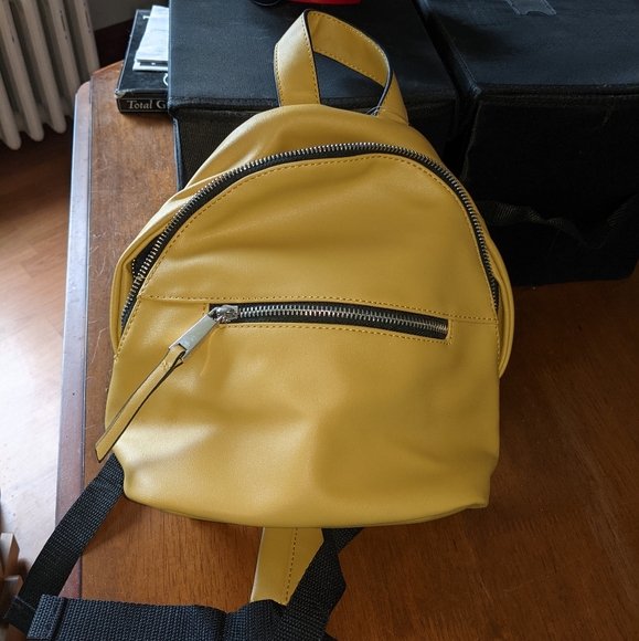 French Connection Jace mini bkpk - Picture 9 of 9